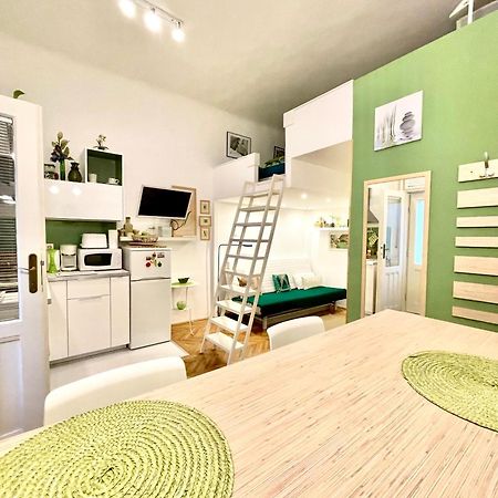 Green Pearl Apartment At St Stephen' S Basilica Budapest Bagian luar foto
