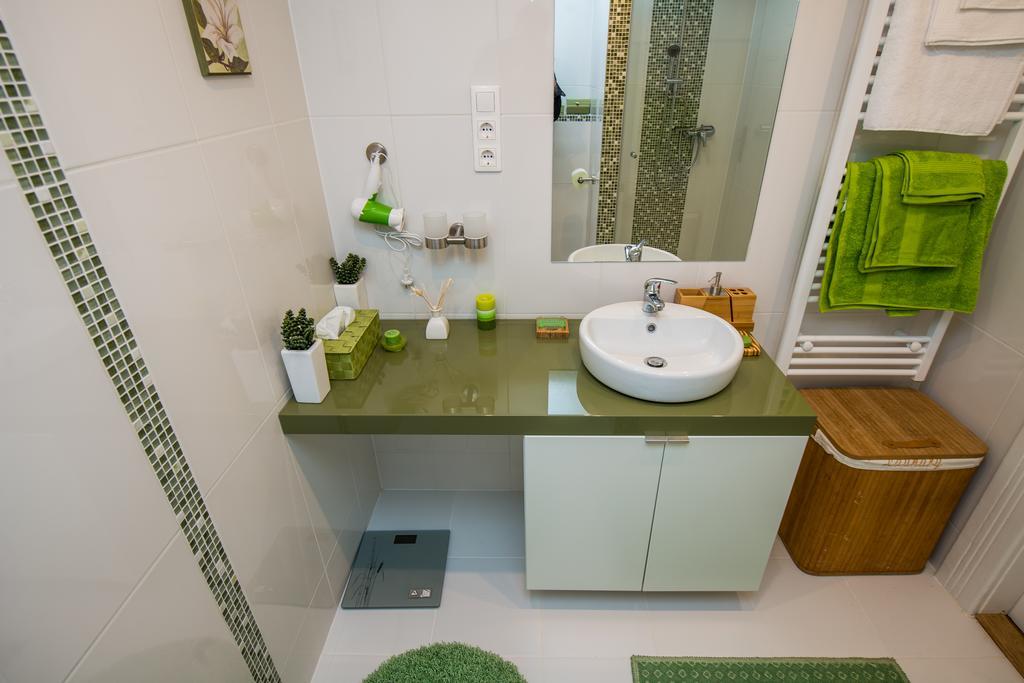 Green Pearl Apartment At St Stephen' S Basilica Budapest Ruang foto