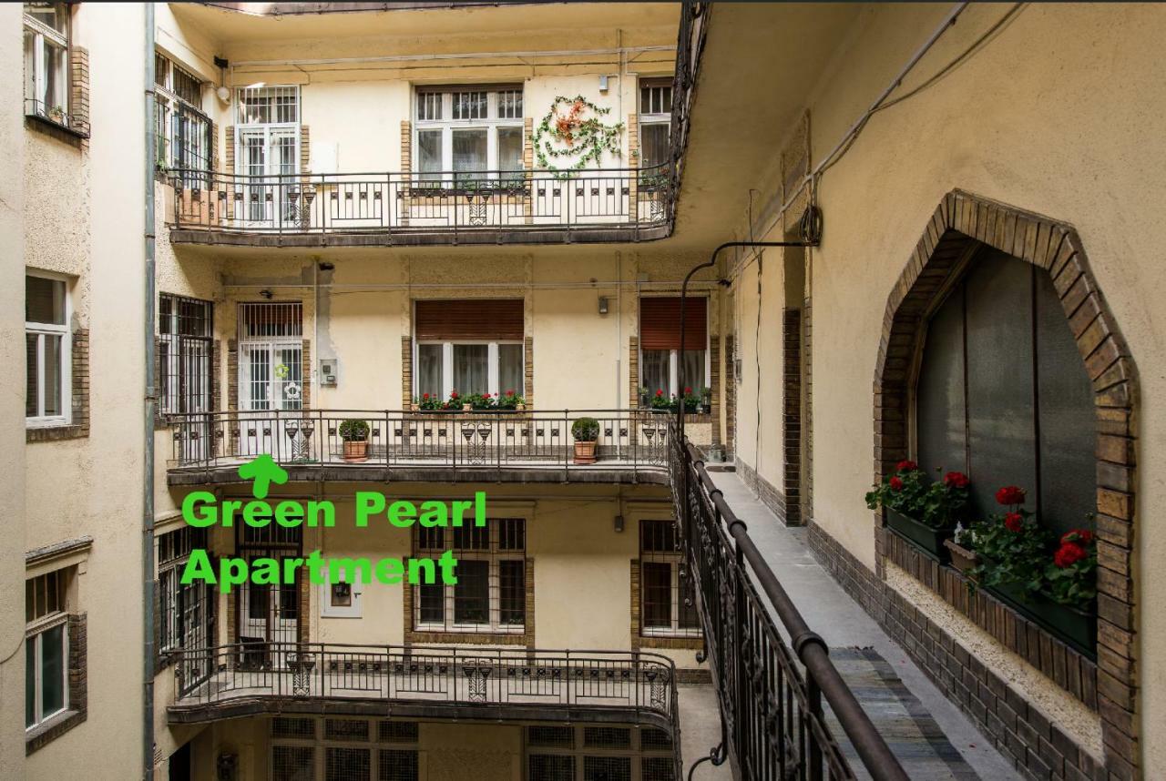Green Pearl Apartment At St Stephen' S Basilica Budapest Bagian luar foto